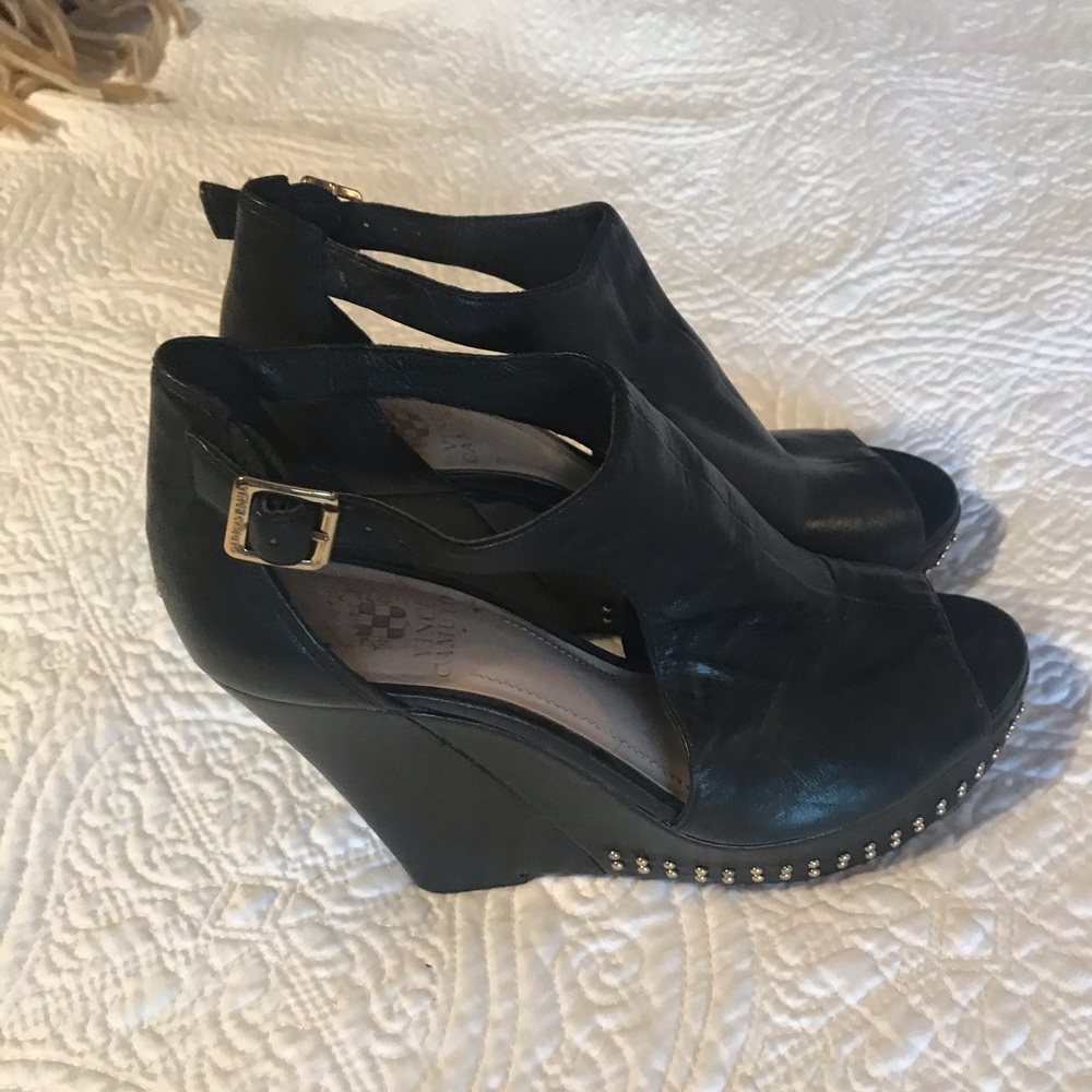 Dress shoes